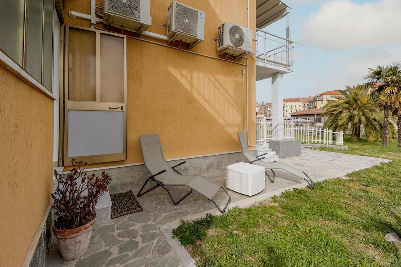 Il Gattino Di Porto - Apt 3 - Monolocale Veranda Piscina 임페리아 외부 사진